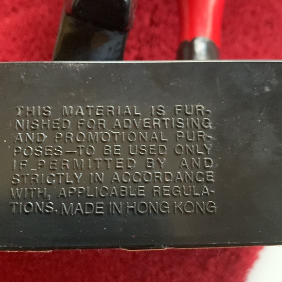 BEEFEATER England style liquor Display. - Picture 6 of 6